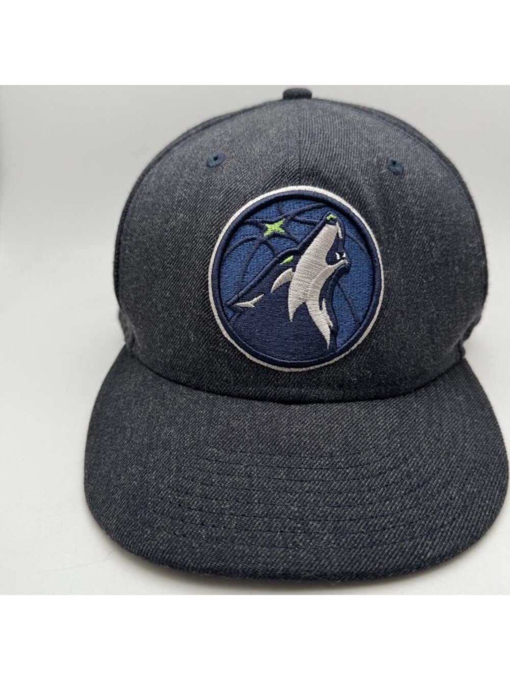 Minnesota Timberwolves Fitted Hat Cap New Era 59FIFTY 7 3/8 Gray NBA